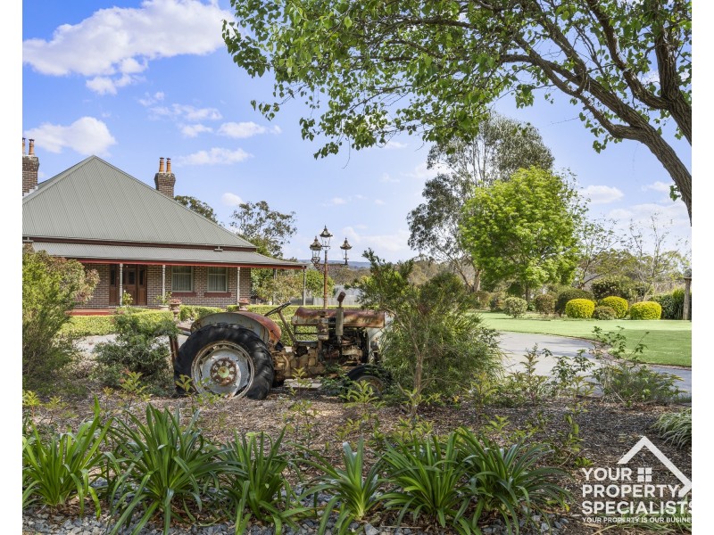 3 Clintara Crescent, Razorback NSW 2571