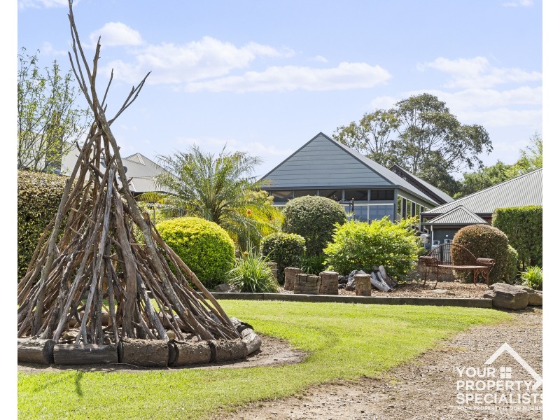 3 Clintara Crescent, Razorback NSW 2571