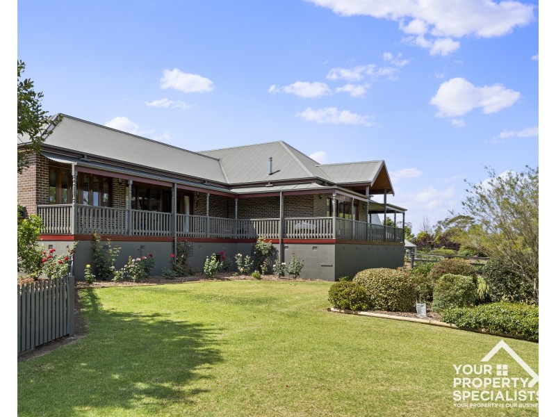 3 Clintara Crescent, Razorback NSW 2571