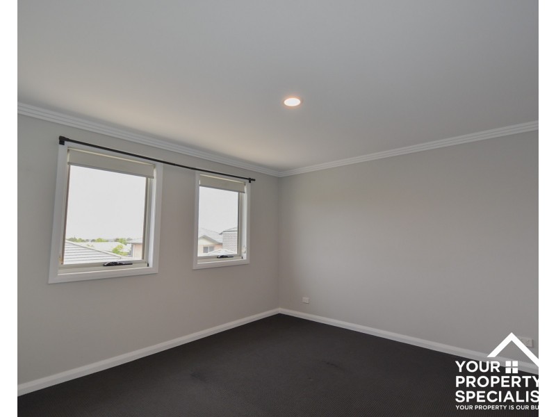5/11 Seton Street, Oran Park NSW 2570