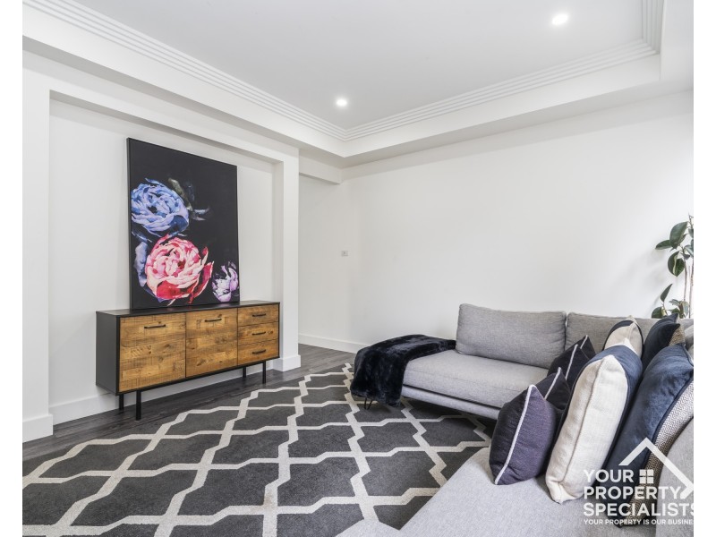 24 Chamberlain Way, Harrington Park NSW 2567