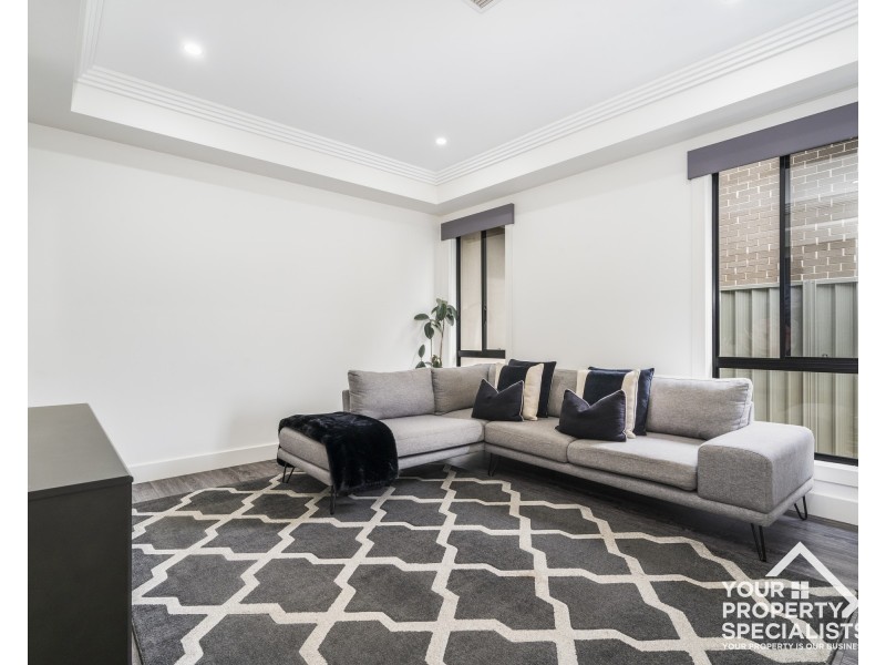 24 Chamberlain Way, Harrington Park NSW 2567