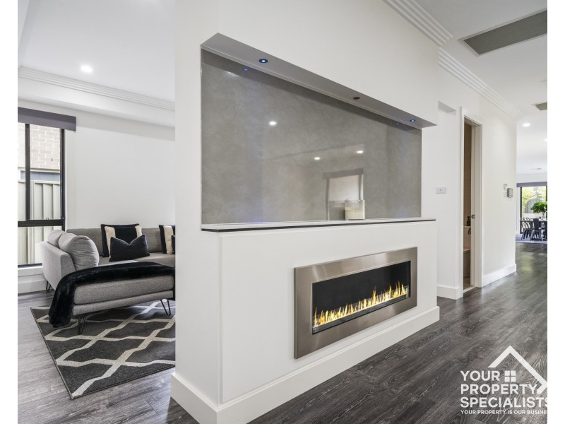 24 Chamberlain Way, Harrington Park NSW 2567