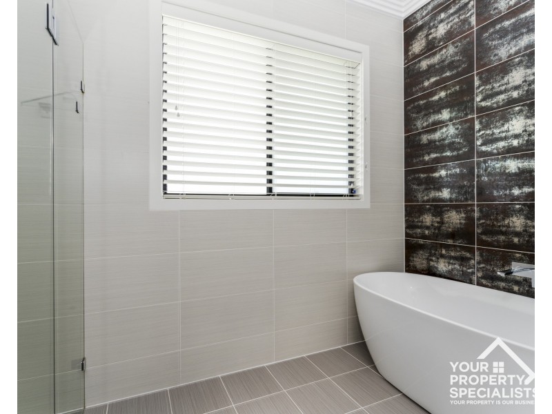 24 Chamberlain Way, Harrington Park NSW 2567