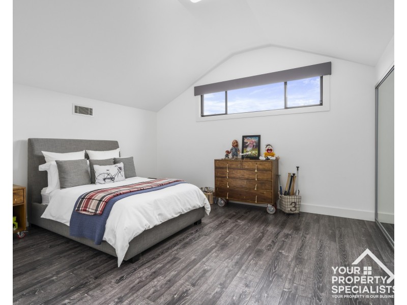 24 Chamberlain Way, Harrington Park NSW 2567