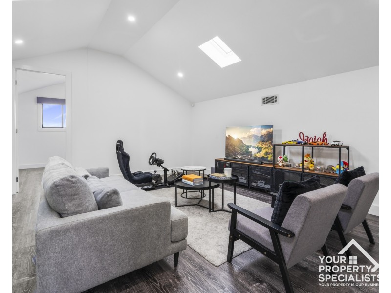 24 Chamberlain Way, Harrington Park NSW 2567