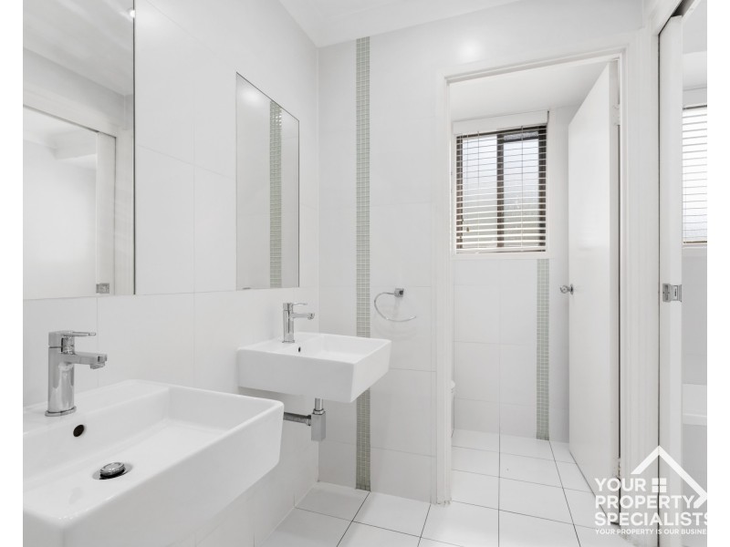 87 Kelvin Park Drive, Bringelly NSW 2556