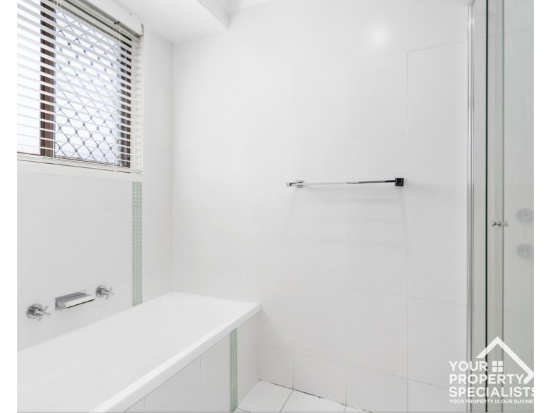 87 Kelvin Park Drive, Bringelly NSW 2556