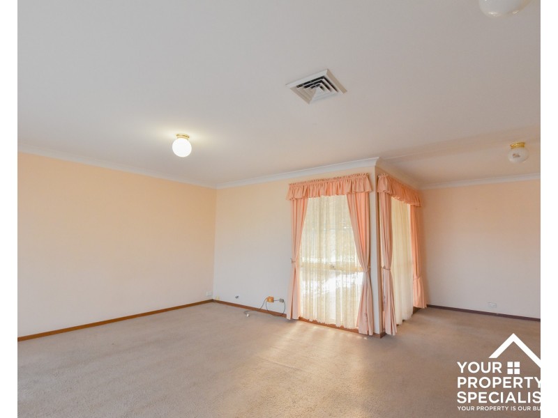 49 Ohlfsen Road, Minto NSW 2566