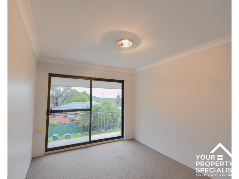 2/33 Kingsclare Street, Leumeah NSW 2560