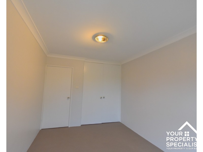 2/33 Kingsclare Street, Leumeah NSW 2560