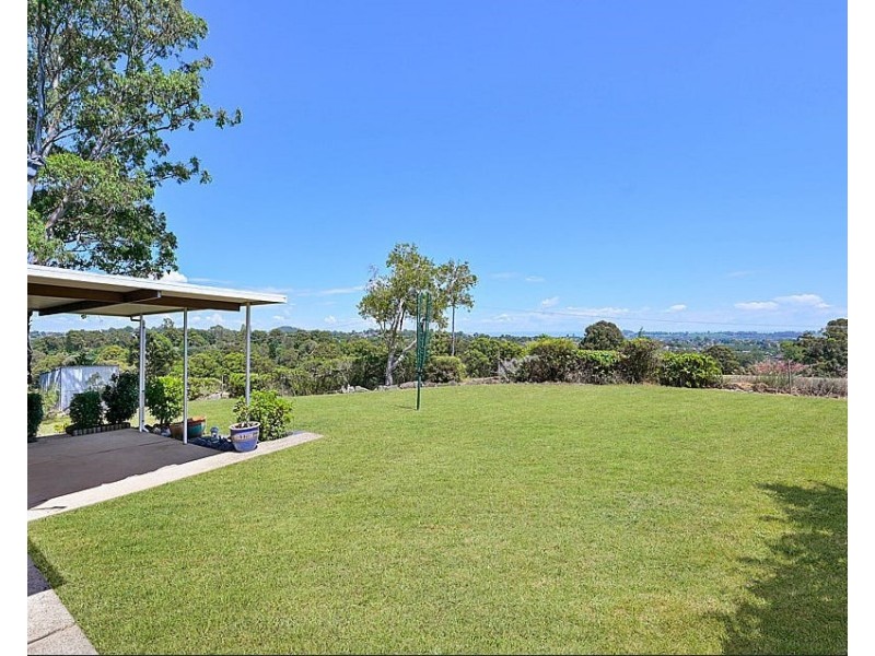 6 Balook Crescent, Bradbury NSW 2560