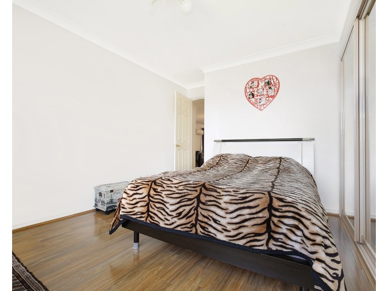 2/7 Corunna Crescent, Flinders NSW 2529