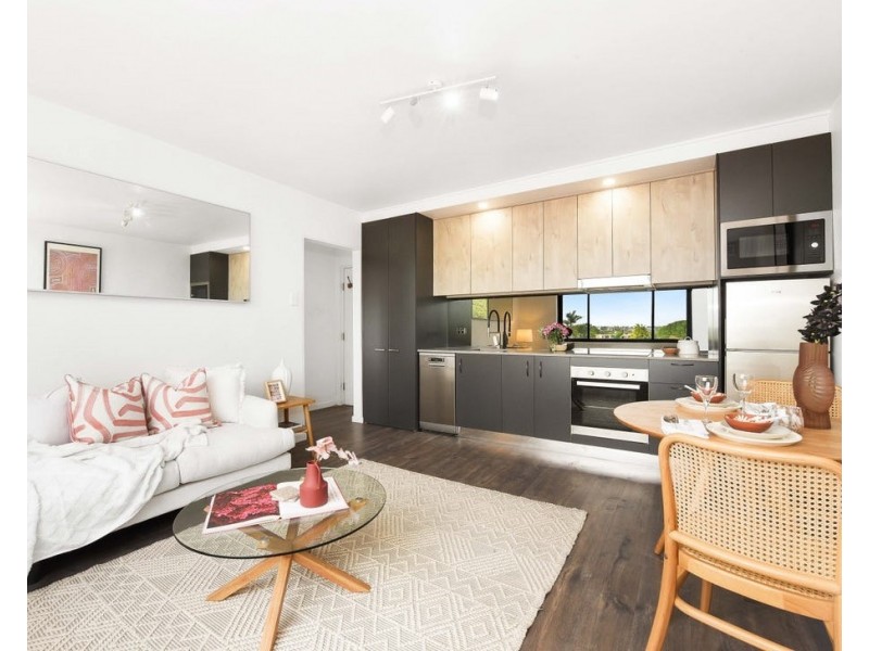 304/11-13 Osgood Avenue, Marrickville NSW 2204