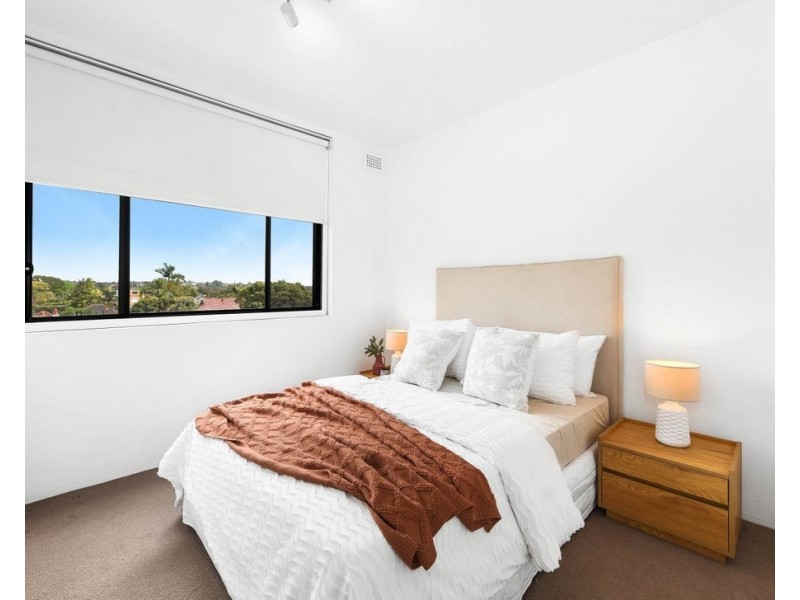 304/11-13 Osgood Avenue, Marrickville NSW 2204