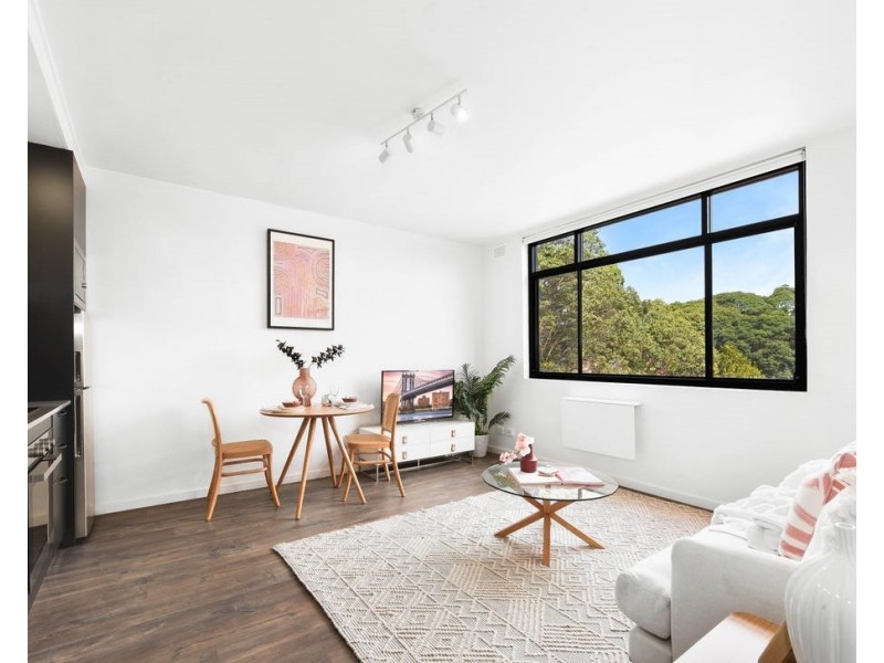 304/11-13 Osgood Avenue, Marrickville NSW 2204