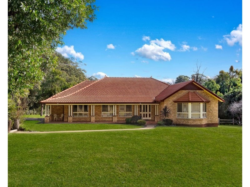 160 Binalong Road, Belimbla Park NSW 2570