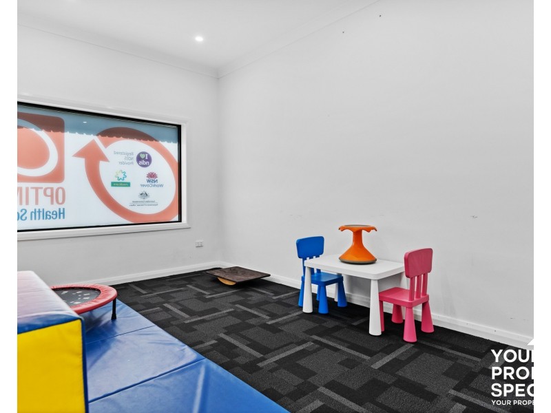 25 Iolanthe Street, Campbelltown NSW 2560