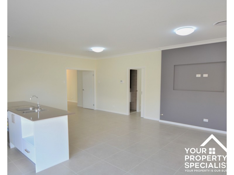 81 Arkley Crescent, Claymore NSW 2559