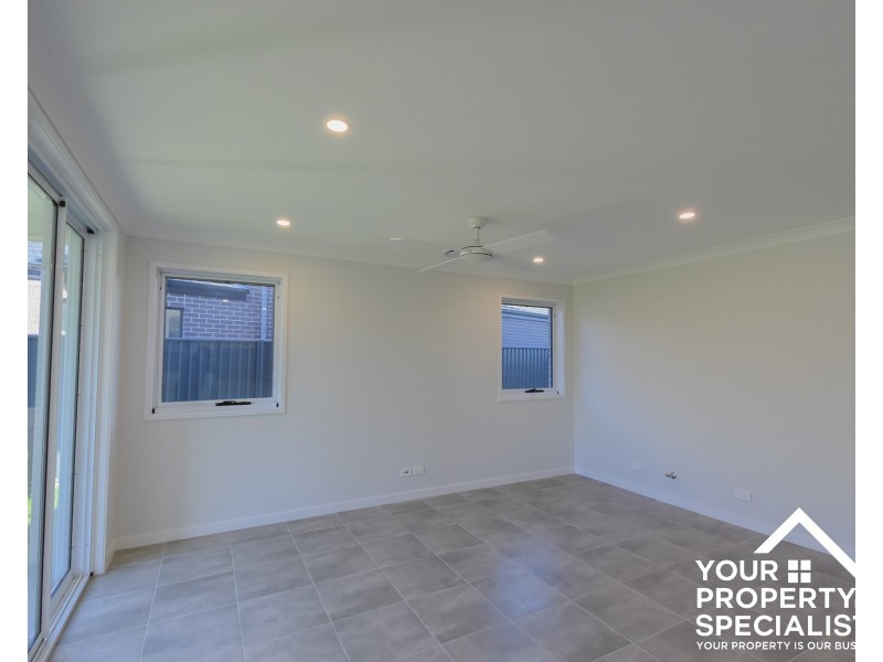 24 Renwick Street, Catherine Field NSW 2557