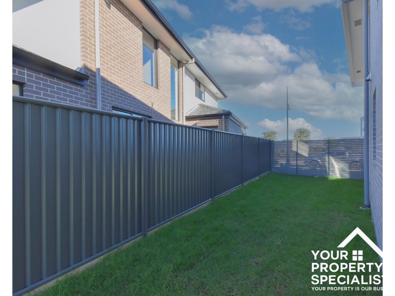 24 Renwick Street, Catherine Field NSW 2557