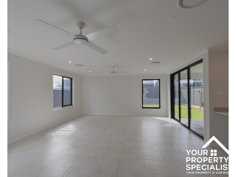 22 Renwick Street, Catherine Field NSW 2557