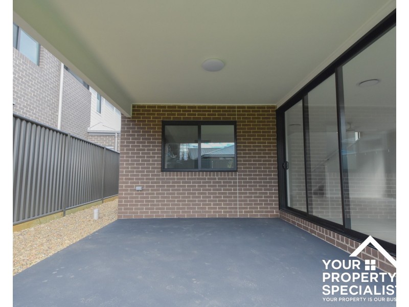 22 Renwick Street, Catherine Field NSW 2557