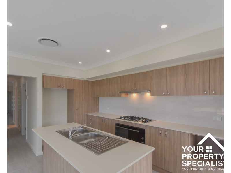 22 Dulcimere Street, Tahmoor NSW 2573