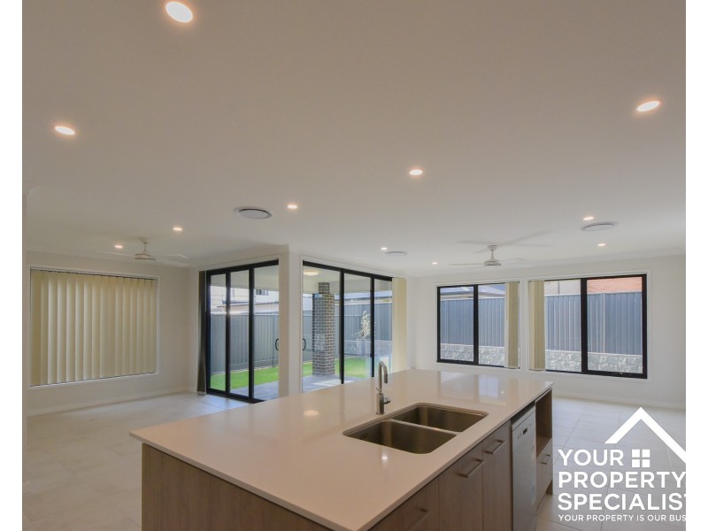 12 Renwick Street, Catherine Field NSW 2557