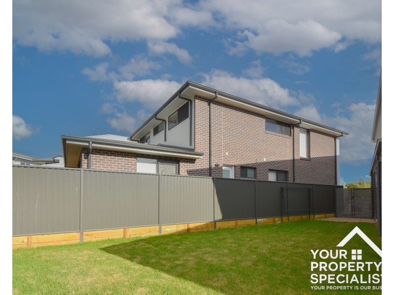 12 Renwick Street, Catherine Field NSW 2557