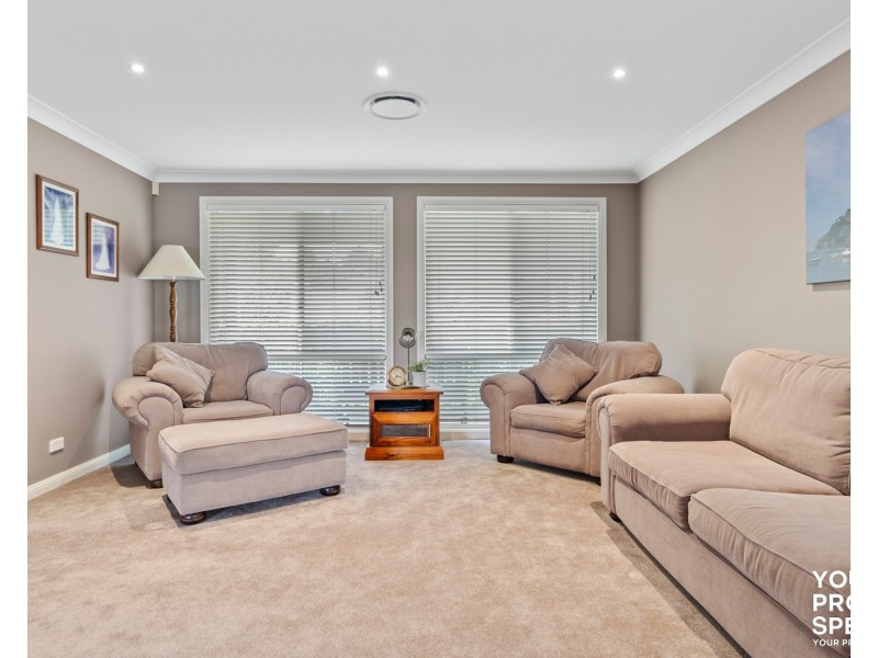 10 Hillier Close, Camden Park NSW 2570