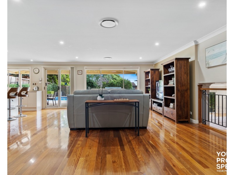 10 Hillier Close, Camden Park NSW 2570