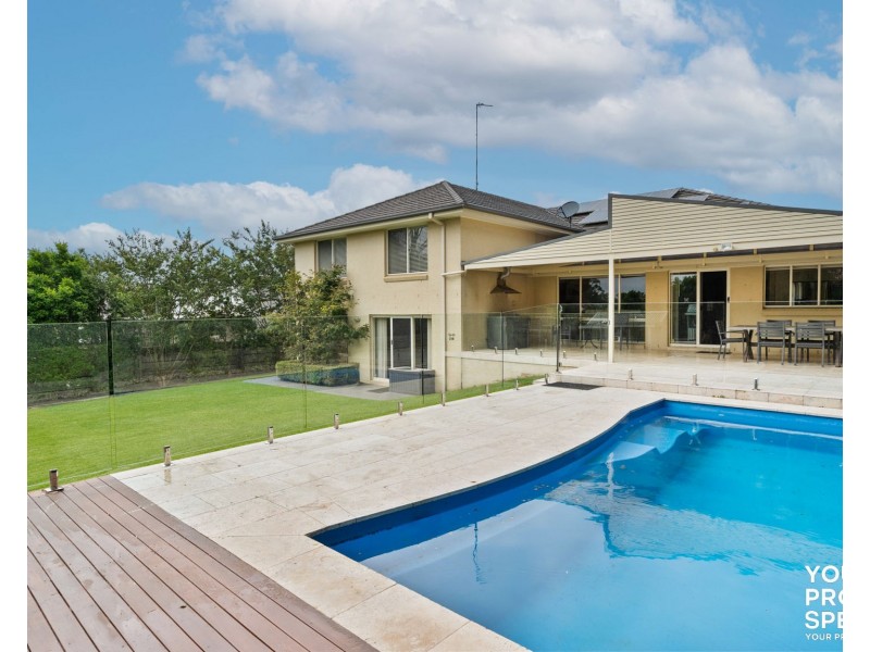 10 Hillier Close, Camden Park NSW 2570