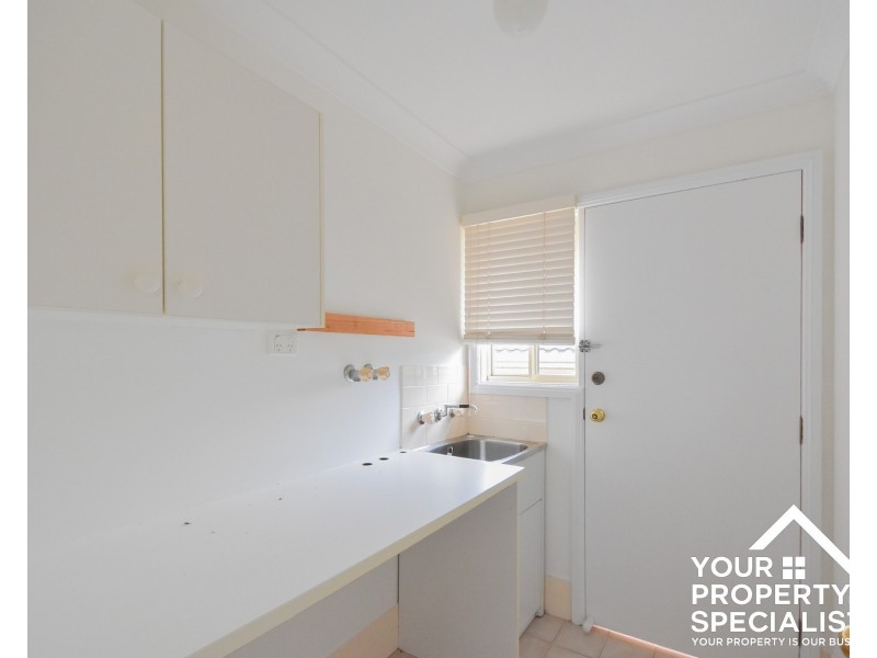 13 Solander Place, Mount Annan NSW 2567