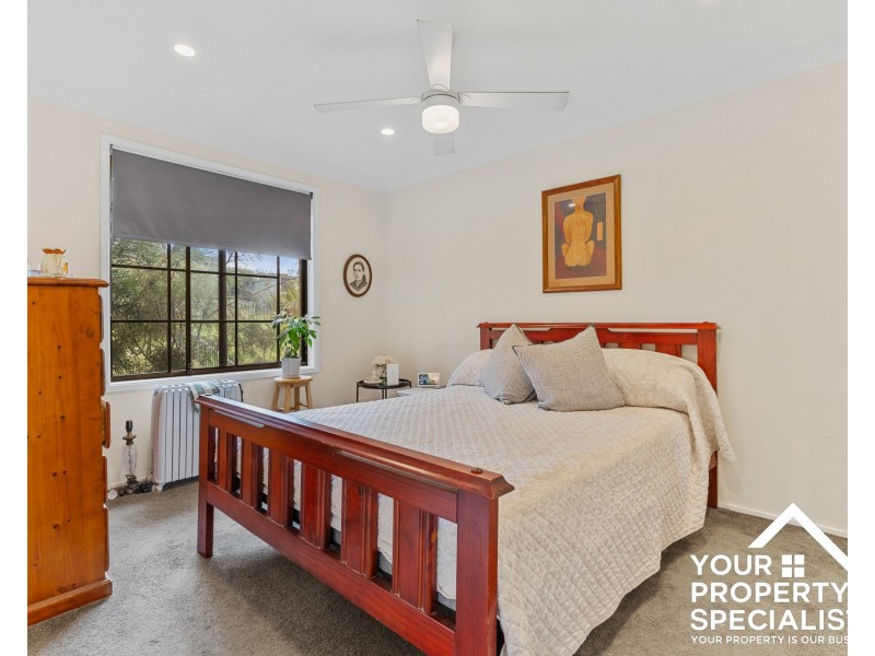 2/84 Chasselas Avenue, Eschol Park NSW 2558