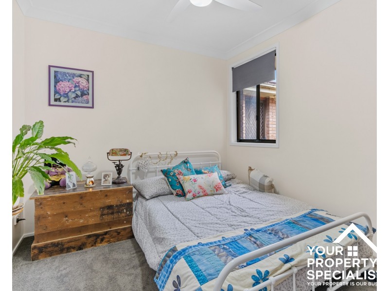 2/84 Chasselas Avenue, Eschol Park NSW 2558