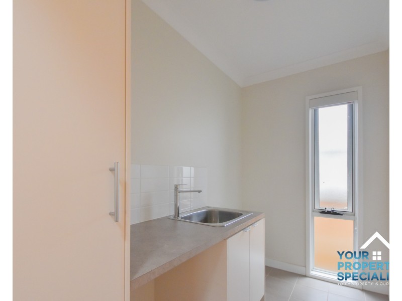 9 Romney Street, Elderslie NSW 2570