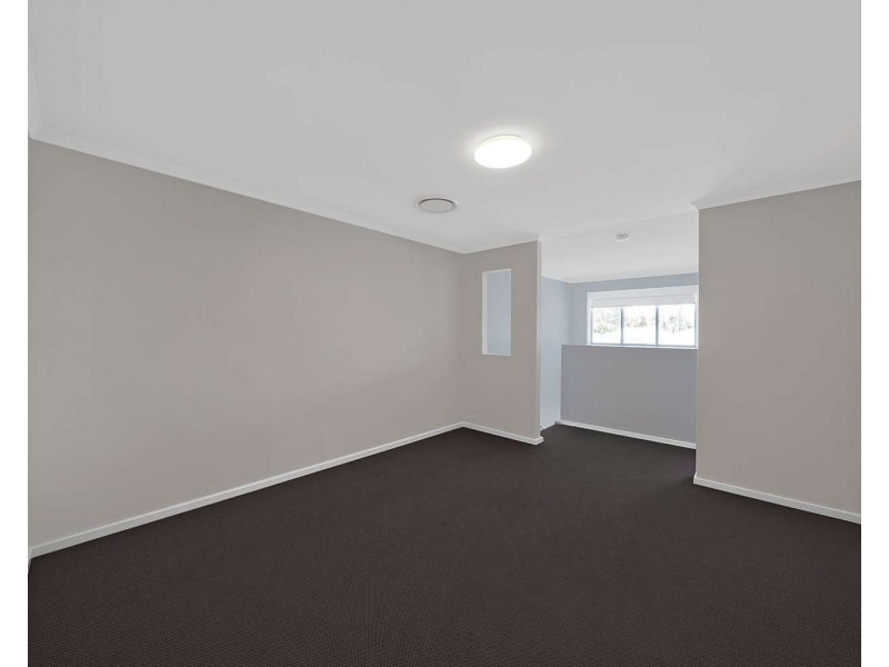 17 Orchard Avenue, Cobbitty NSW 2570