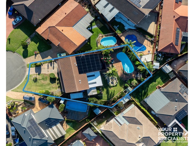 10 Thames Place, Kearns NSW 2558
