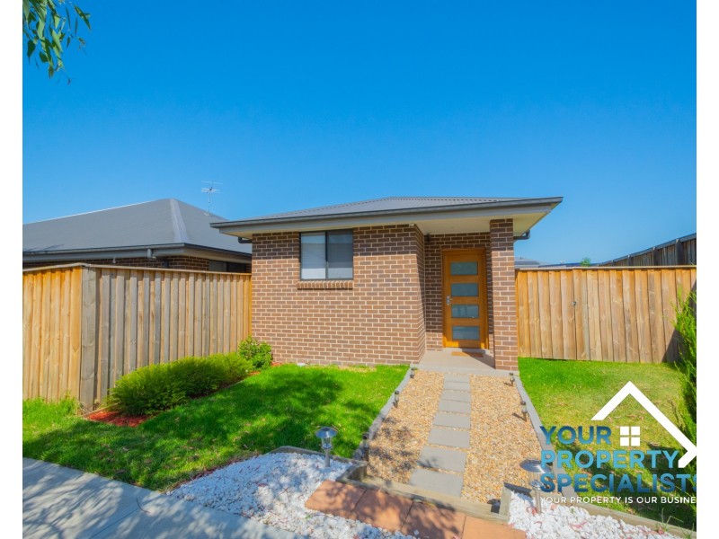 81A Arkley Crescent, Claymore NSW 2559