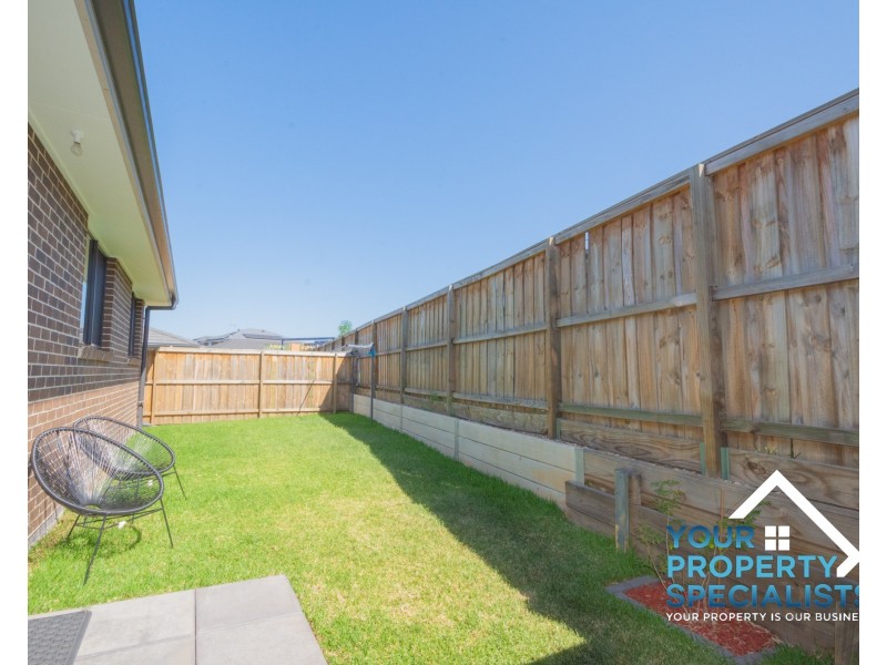 81A Arkley Crescent, Claymore NSW 2559