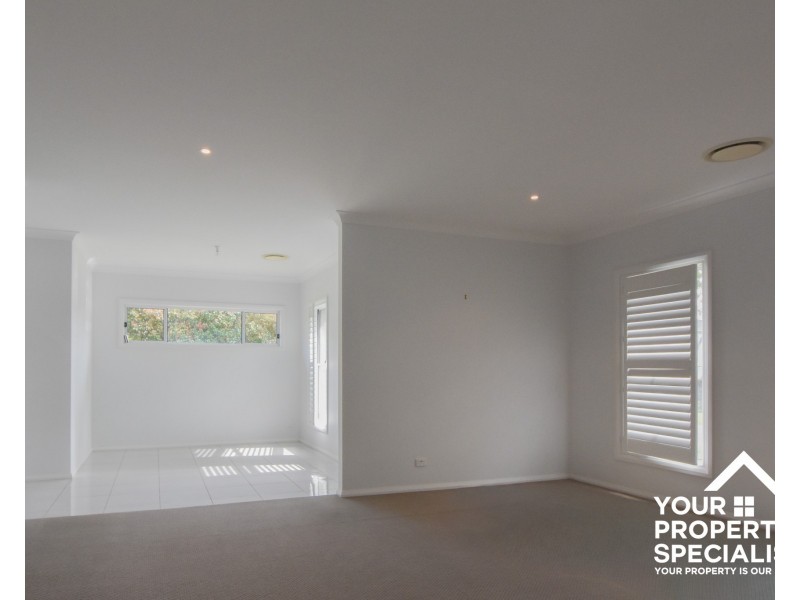 14 Yewens Circuit, Grasmere NSW 2570