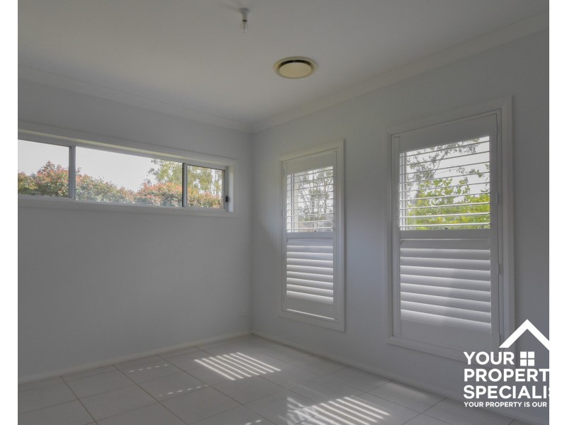 14 Yewens Circuit, Grasmere NSW 2570
