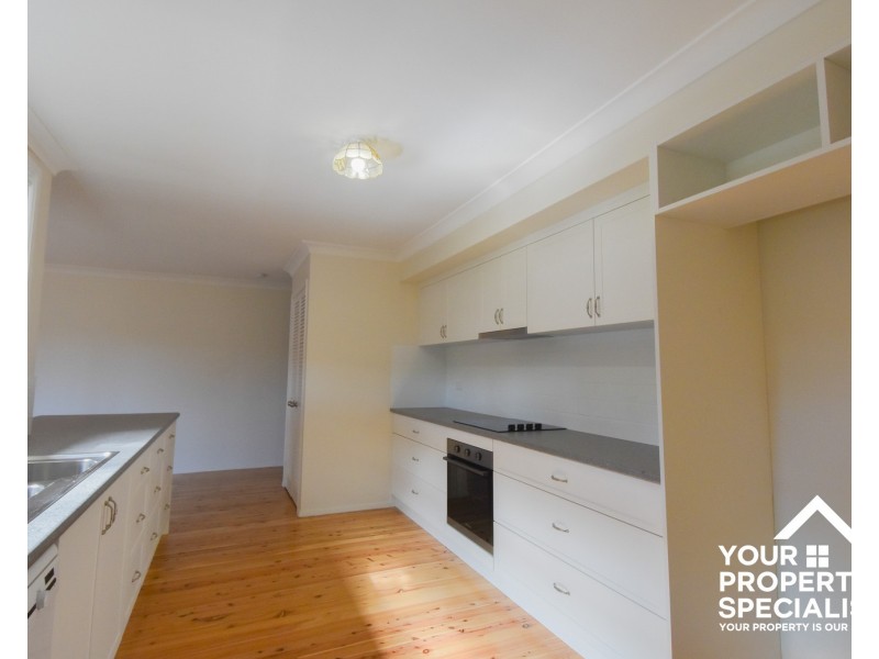 16 Griffiths Avenue, Camden South NSW 2570