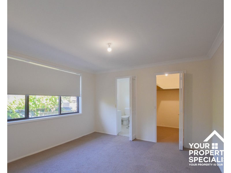 16 Griffiths Avenue, Camden South NSW 2570