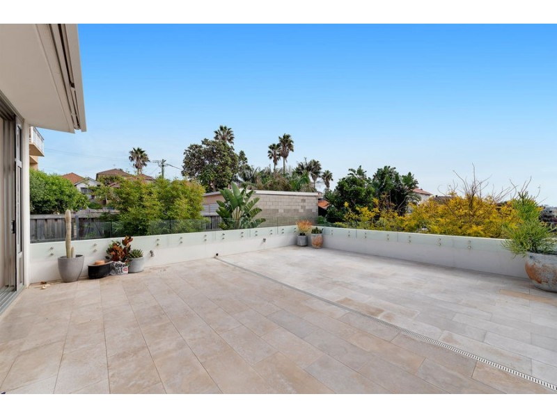 9/36 Fletcher St, Tamarama NSW 2026