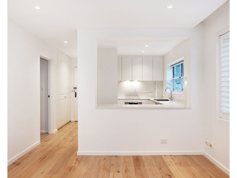 2/13 George St, Manly NSW 2095