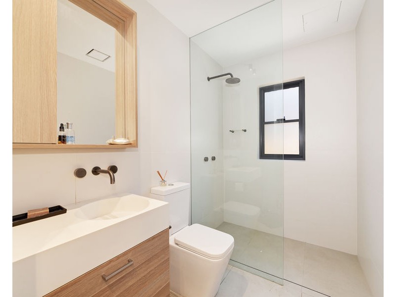 2/14 Forest Knoll Ave, Bondi Beach NSW 2026