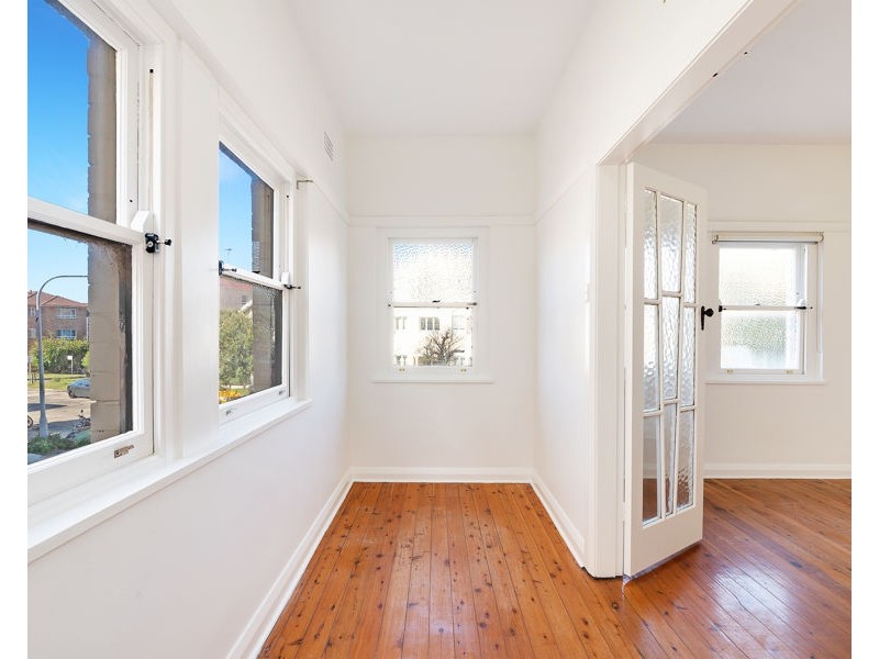 1/14 Ramsgate Ave, Bondi Beach NSW 2026