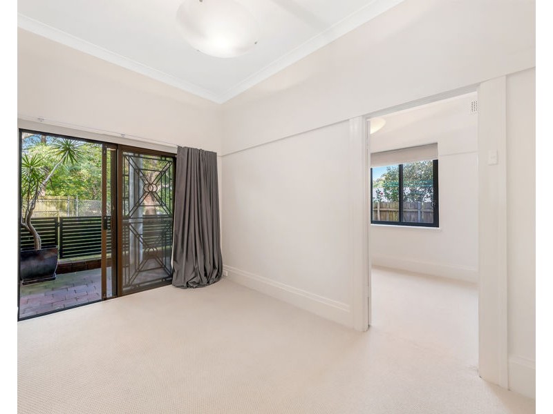 2/18 Lenthall Street, Kensington NSW 2033